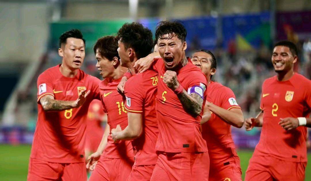 亚洲足球俱乐部联赛的球队正备战下一场比赛