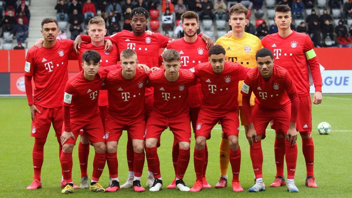 乐鱼官网-拜仁慕尼黑继续领跑德甲积分榜，多特蒙德保持追赶势头