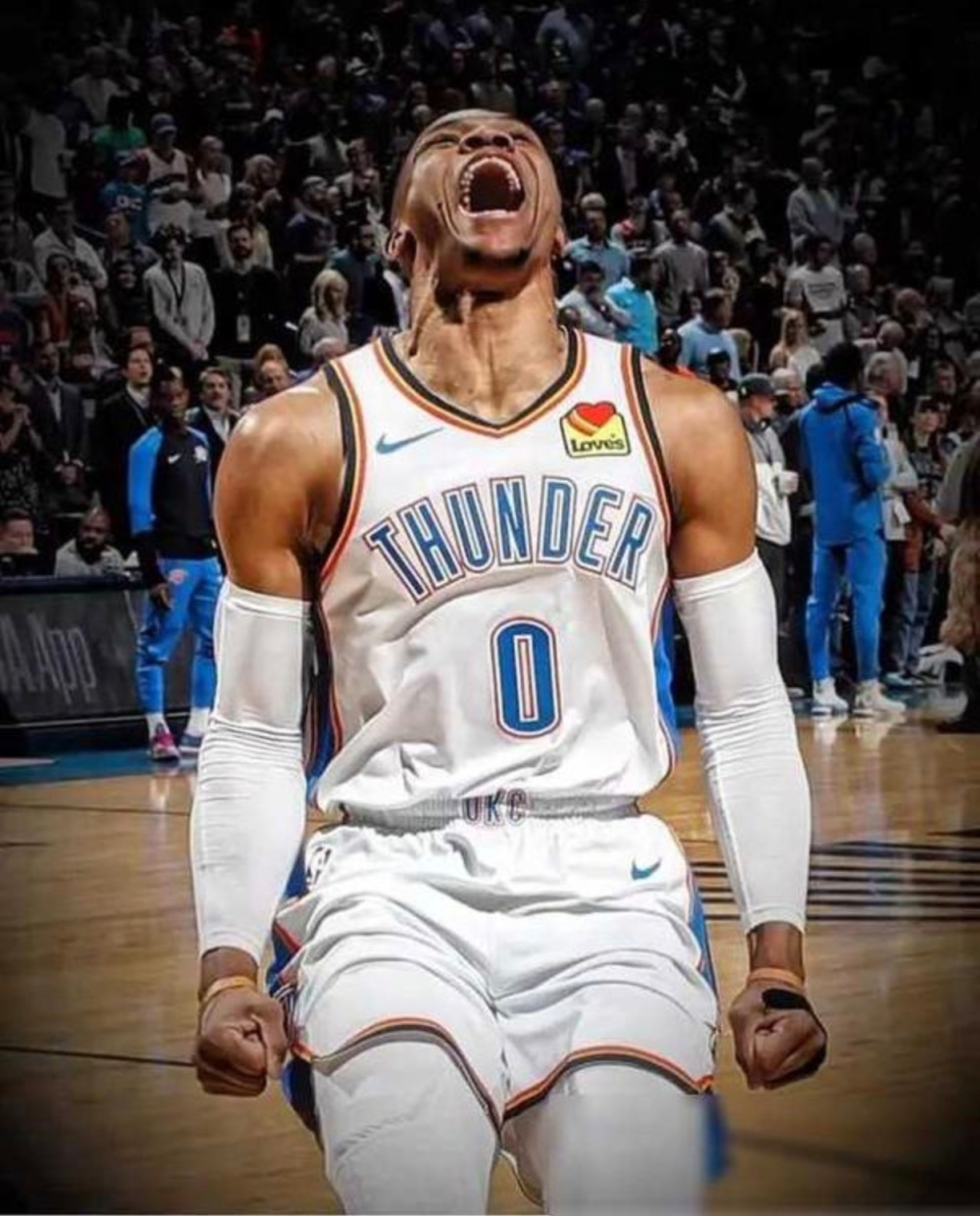 黄蜂客场击败公牛,蛙人维斯布鲁克奉献高效表现 黄蜂客场击败公牛,蛙人维斯布鲁克奉献高效表现