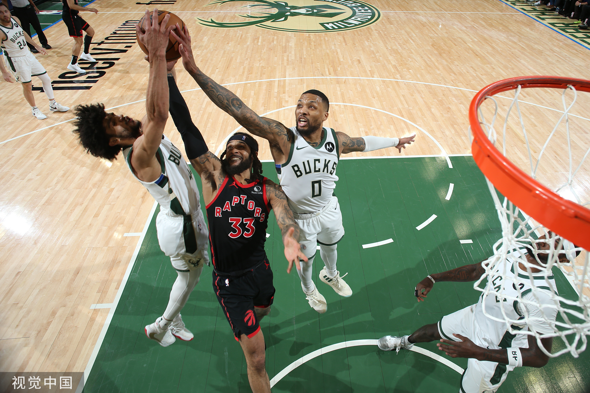 乐鱼体育-公牛客场大胜尼克斯终结连败