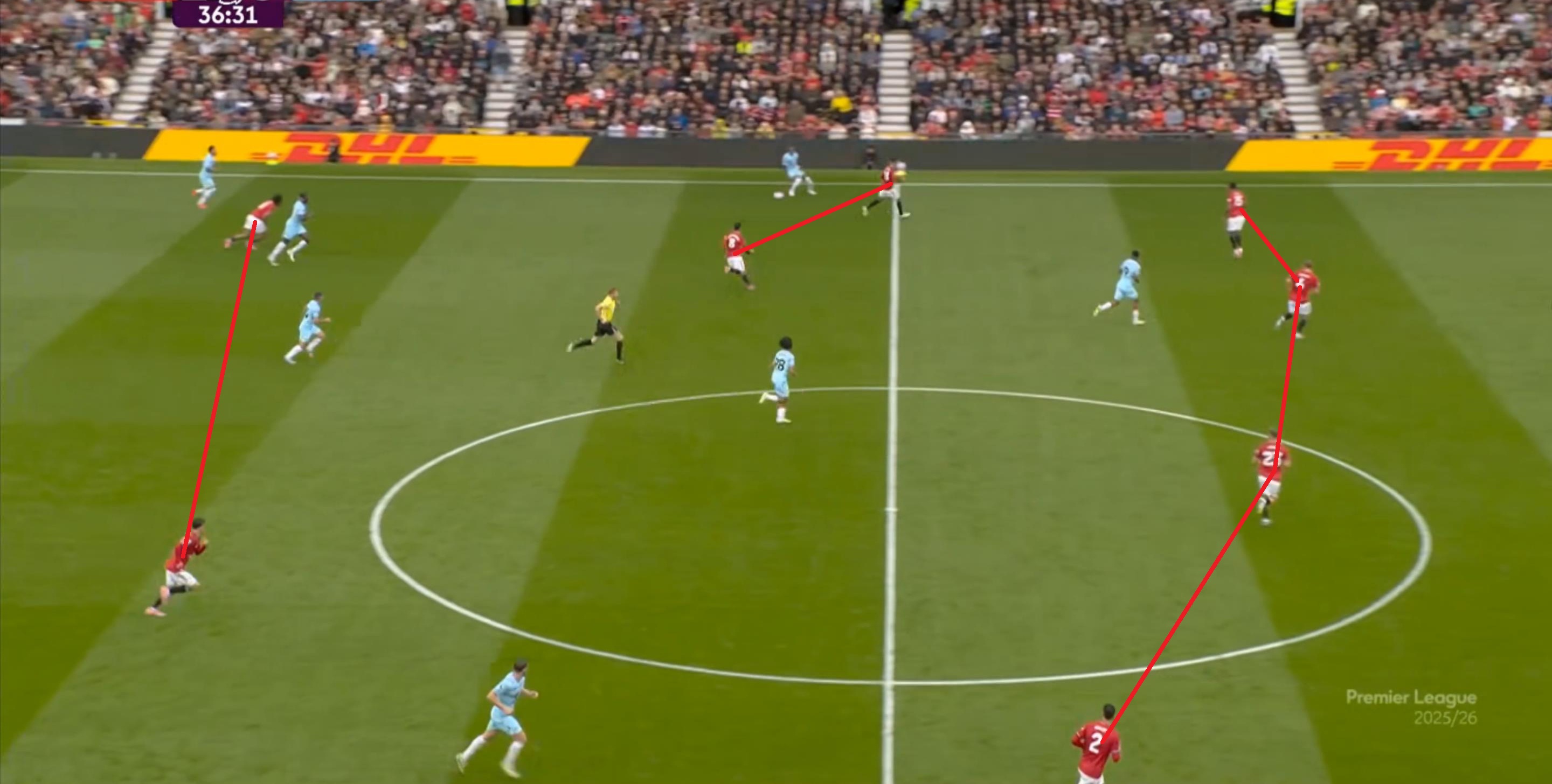 乐鱼在线娱乐-曼联客场不敌伯恩利，保级压力持续加大