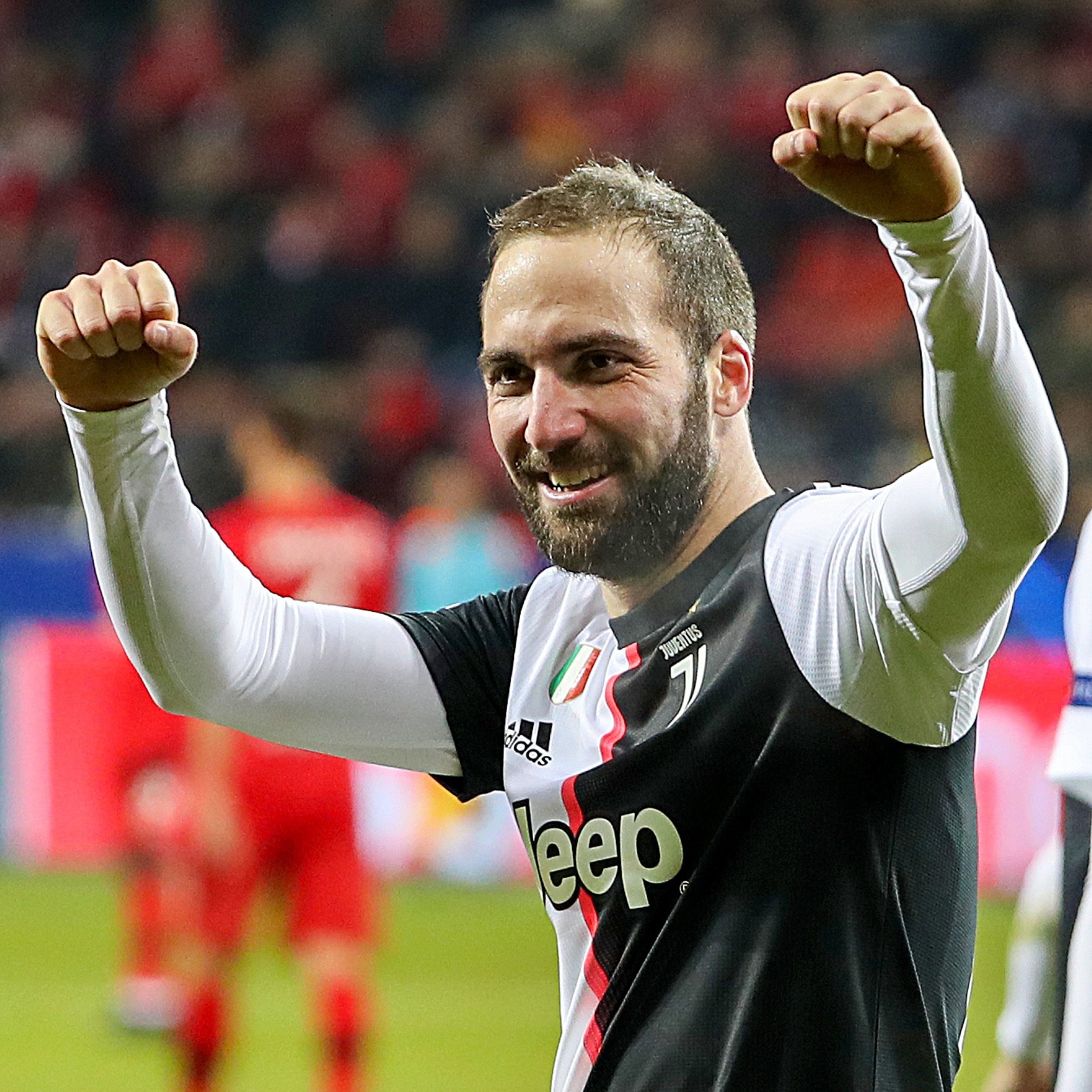 乐鱼体育官网网页版-切尔西守住主场优势，堂吉诃德晋级欧冠8强