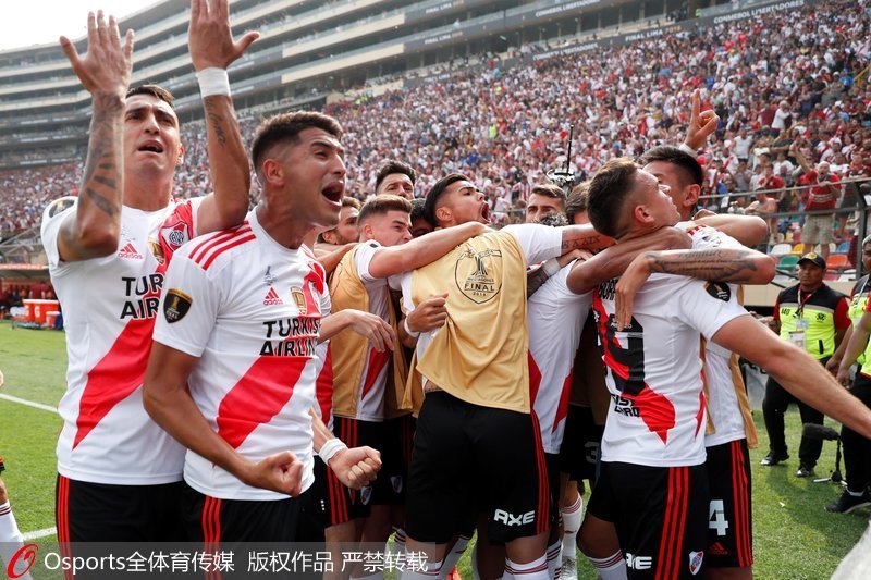 河床助攻梅开二度，德甲豪门青睐