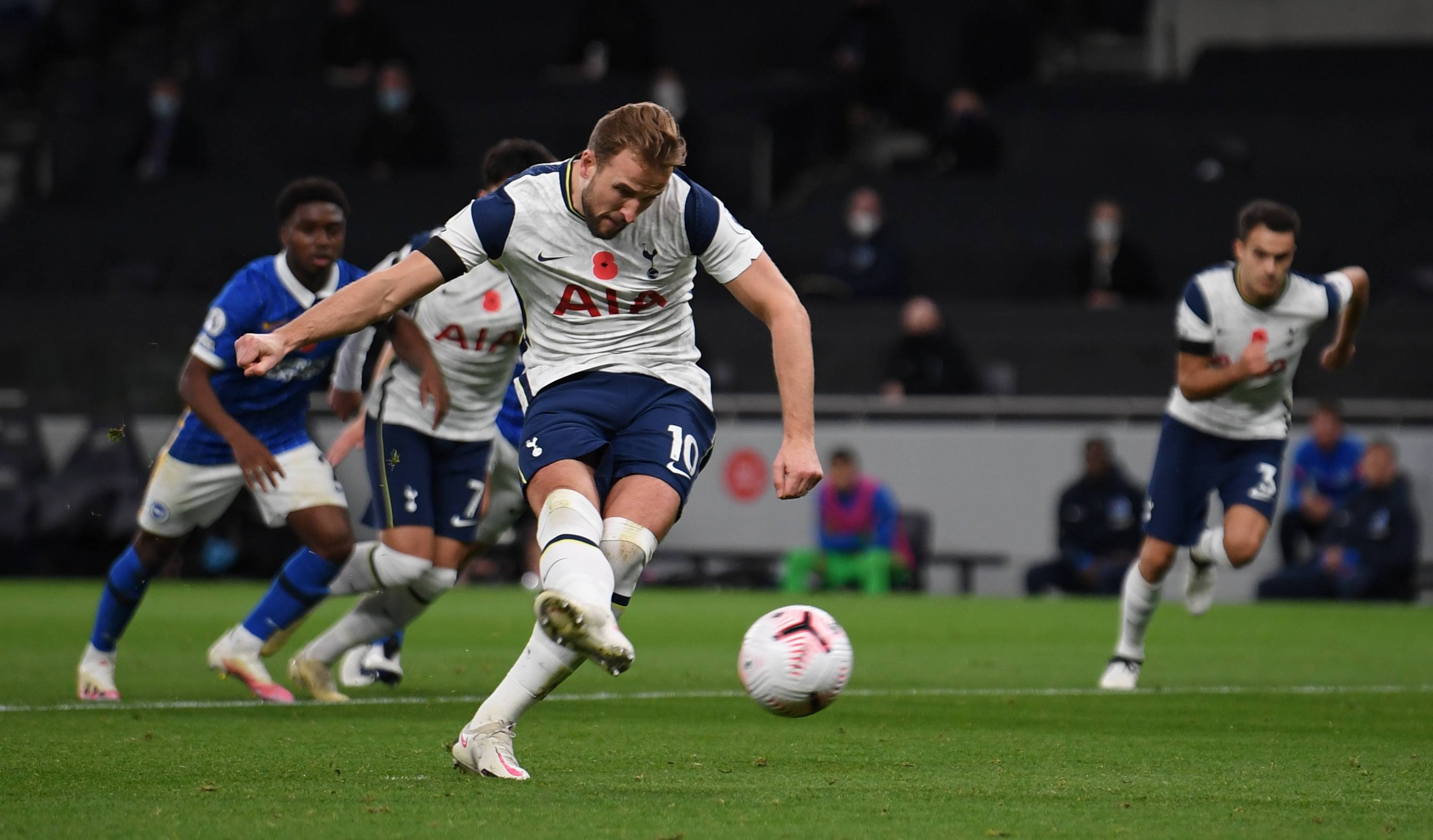 乐鱼登录-大赛激战！足球联赛中的精彩看点