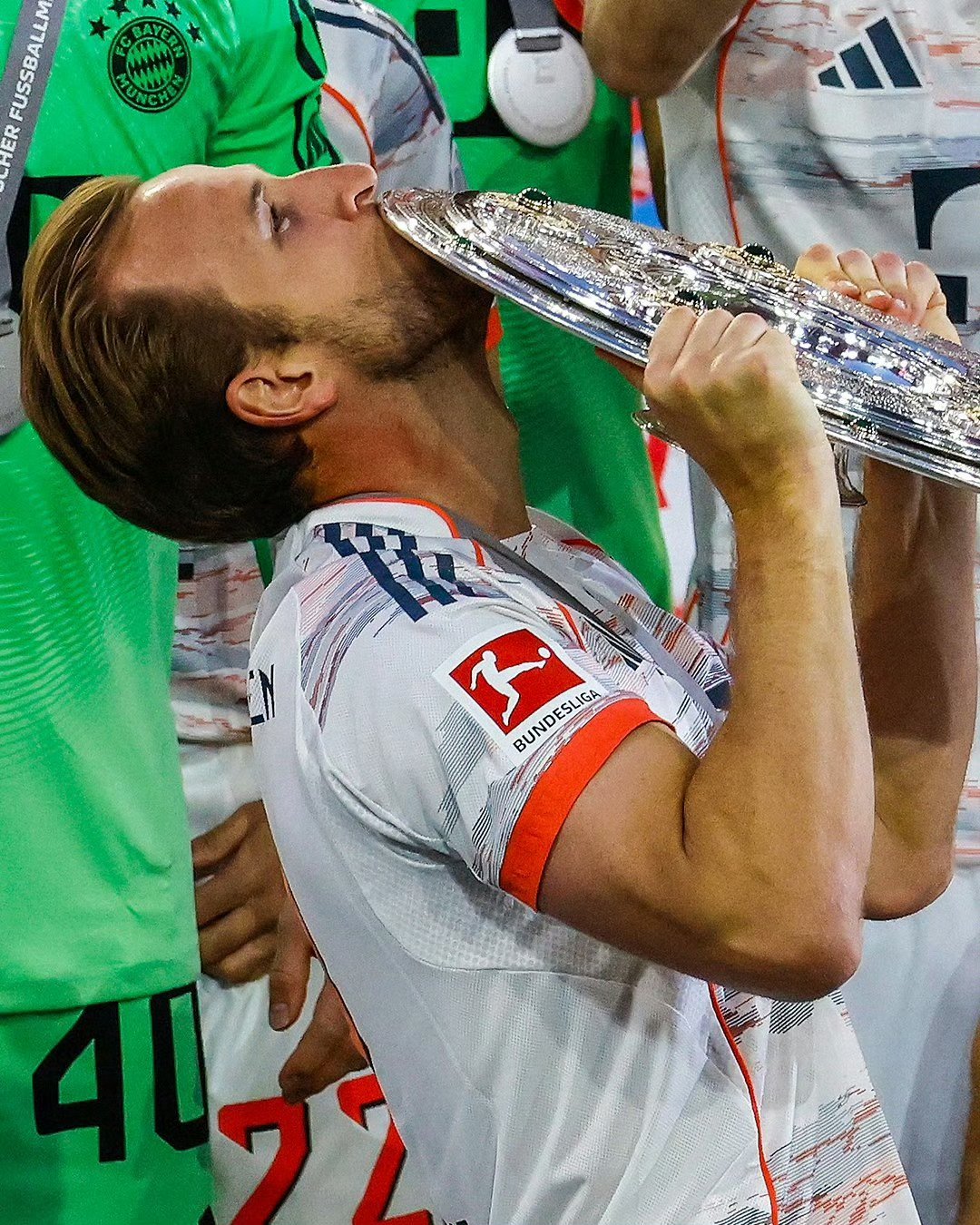 巴西轻取瑞典,哈里·凯恩送出助攻 巴西轻取瑞典,哈里·凯恩送出助攻