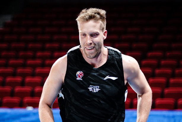 美国男篮血洗勇士B队,汉密尔顿送出助攻的简单介绍 美国男篮血洗勇士B队,汉密尔顿送出助攻的简单介绍