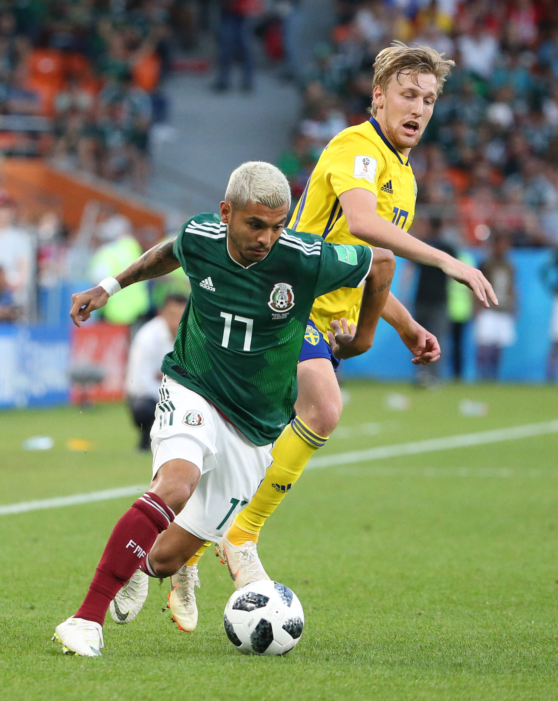 美国队力克墨西哥，成功晋级洲际杯四强