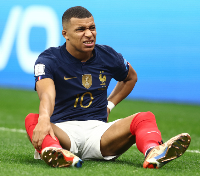 乐鱼体育APP下载-包含英格兰队碾压韩国队，波尔高光表现的词条